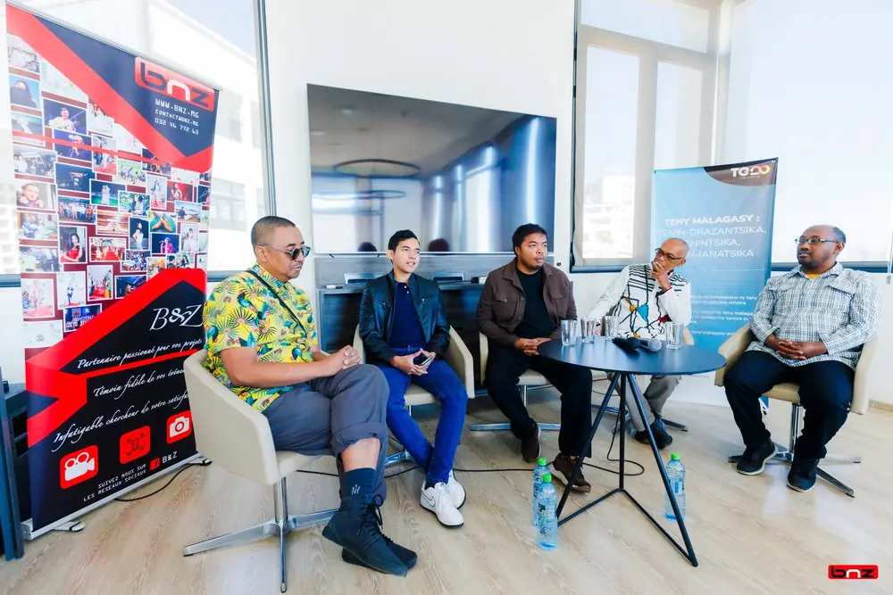 Loabariandasy: ny teny malagasy sy ny teknôlôjia